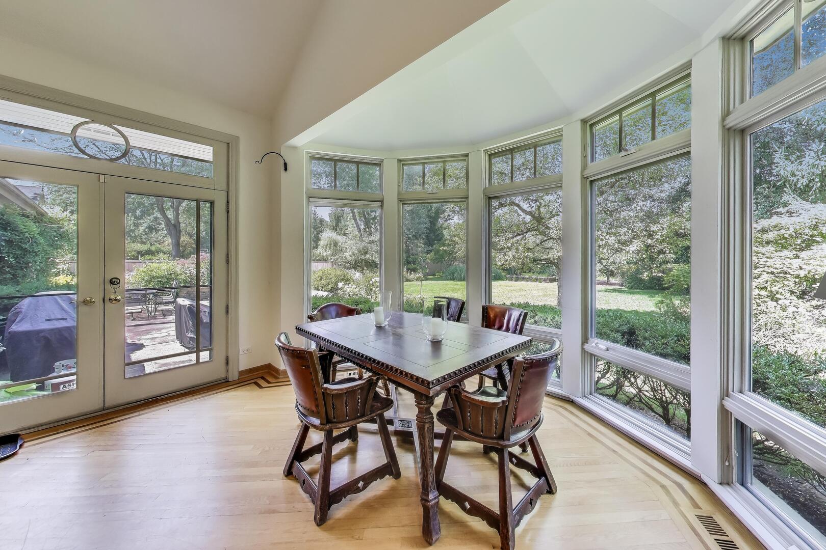 1295 Sunview Lane Winnetka, IL 60093 - Photo 15 of 36