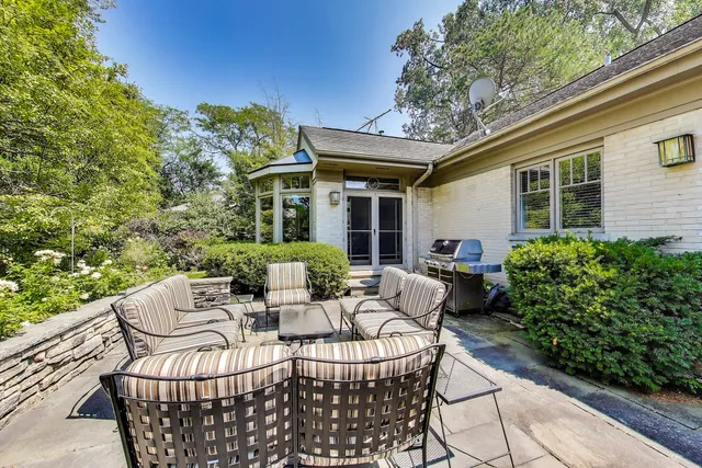 $1,299,000 | 1295 Sunview Lane, Winnetka, IL 60093