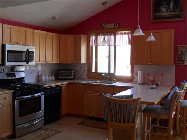 9 Gilson Road Scituate, MA 02066 - Photo 3 of 14 Gallery Image 3