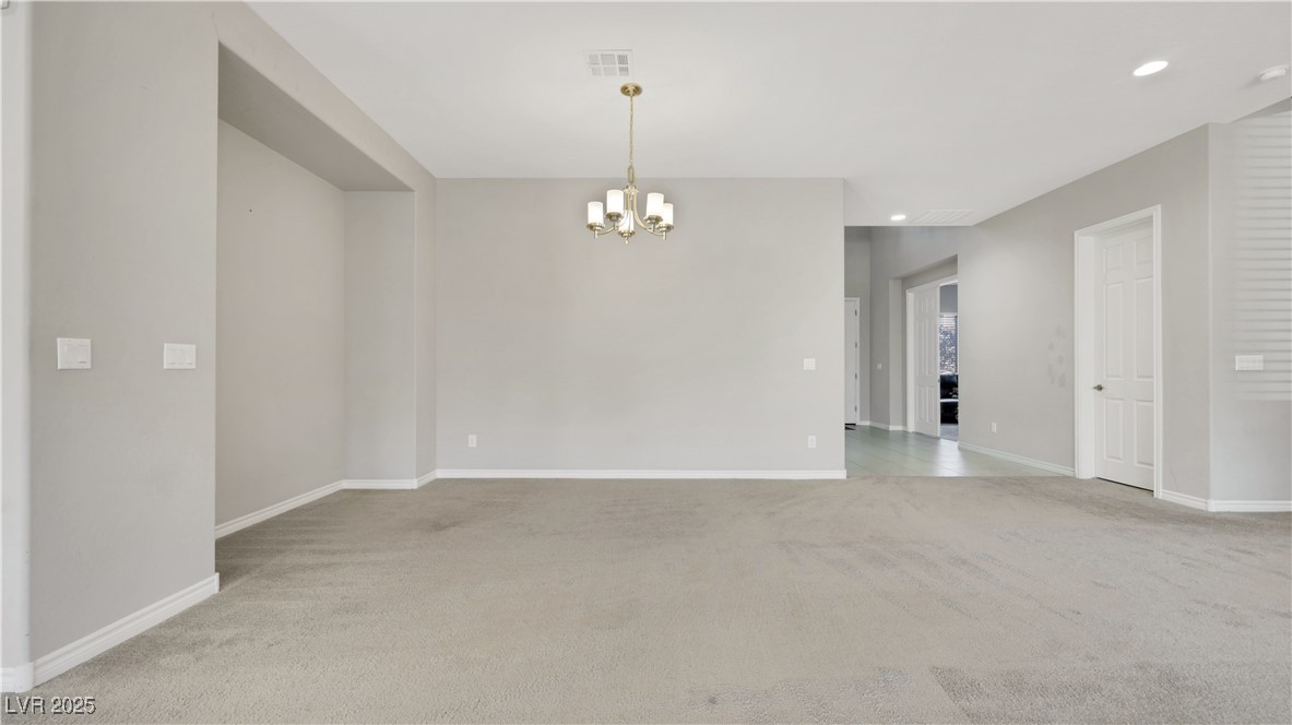 9635 Ramon Valley Avenue Las Vegas, NV 89149 - Photo 17 of 88