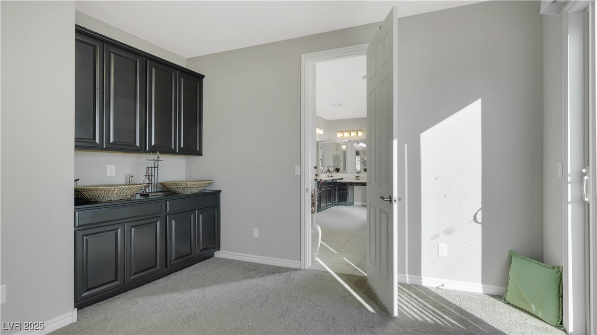 9635 Ramon Valley Avenue Las Vegas, NV 89149 - Photo 41 of 88