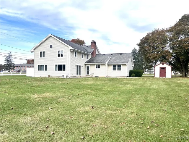 $365,000 | 1074 Halstead Drive, Cortlandville, NY 13045