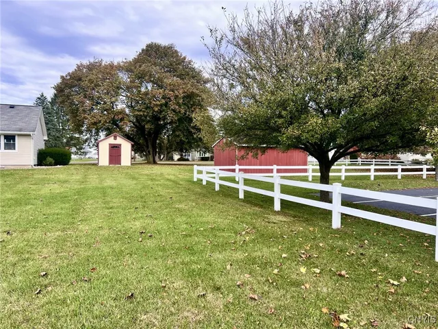 $365,000 | 1074 Halstead Drive, Cortlandville, NY 13045