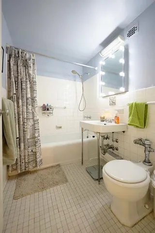 $430,000 | 430 East 56th Street, Unit 10C | Sutton Place