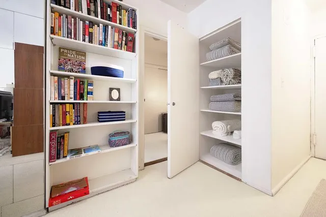 $430,000 | 430 East 56th Street, Unit 10C | Sutton Place