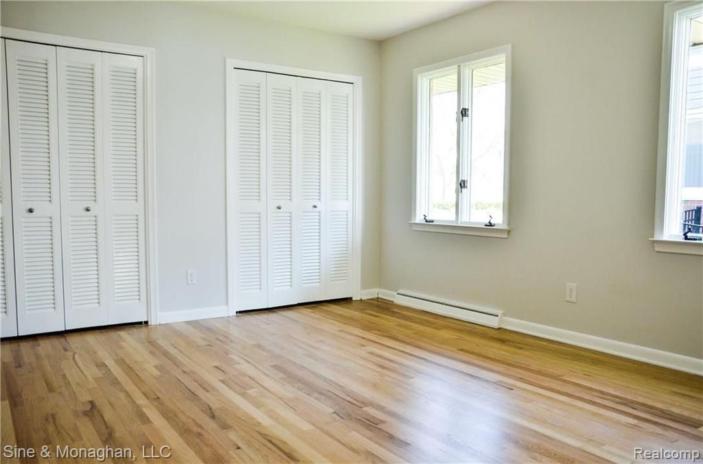 620 North Riverside Avenue St. Clair, MI 48079 - Photo 33 of 53