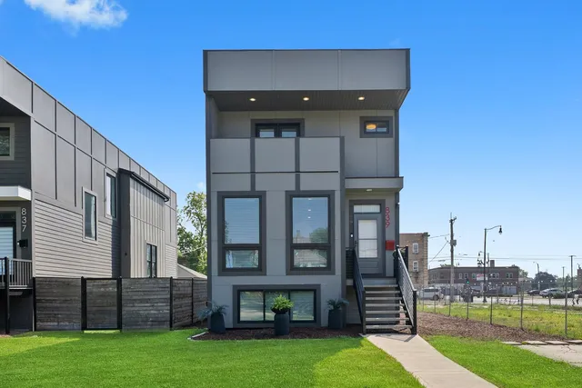 $495,000 | 839 South 18th Avenue, Maywood, IL 60153