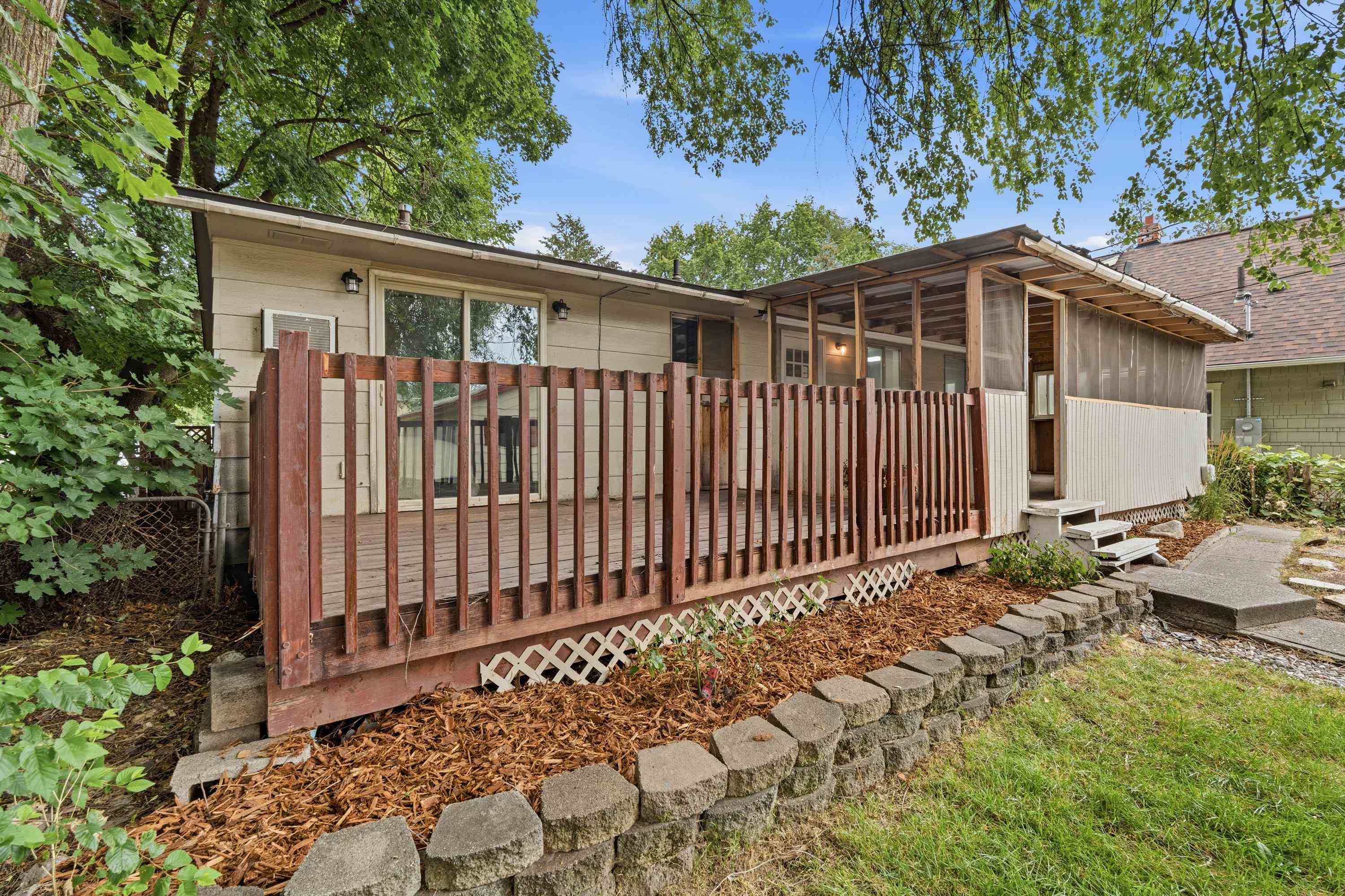 704 South Ralph Street Spokane, WA 99202 - Photo 37 of 43