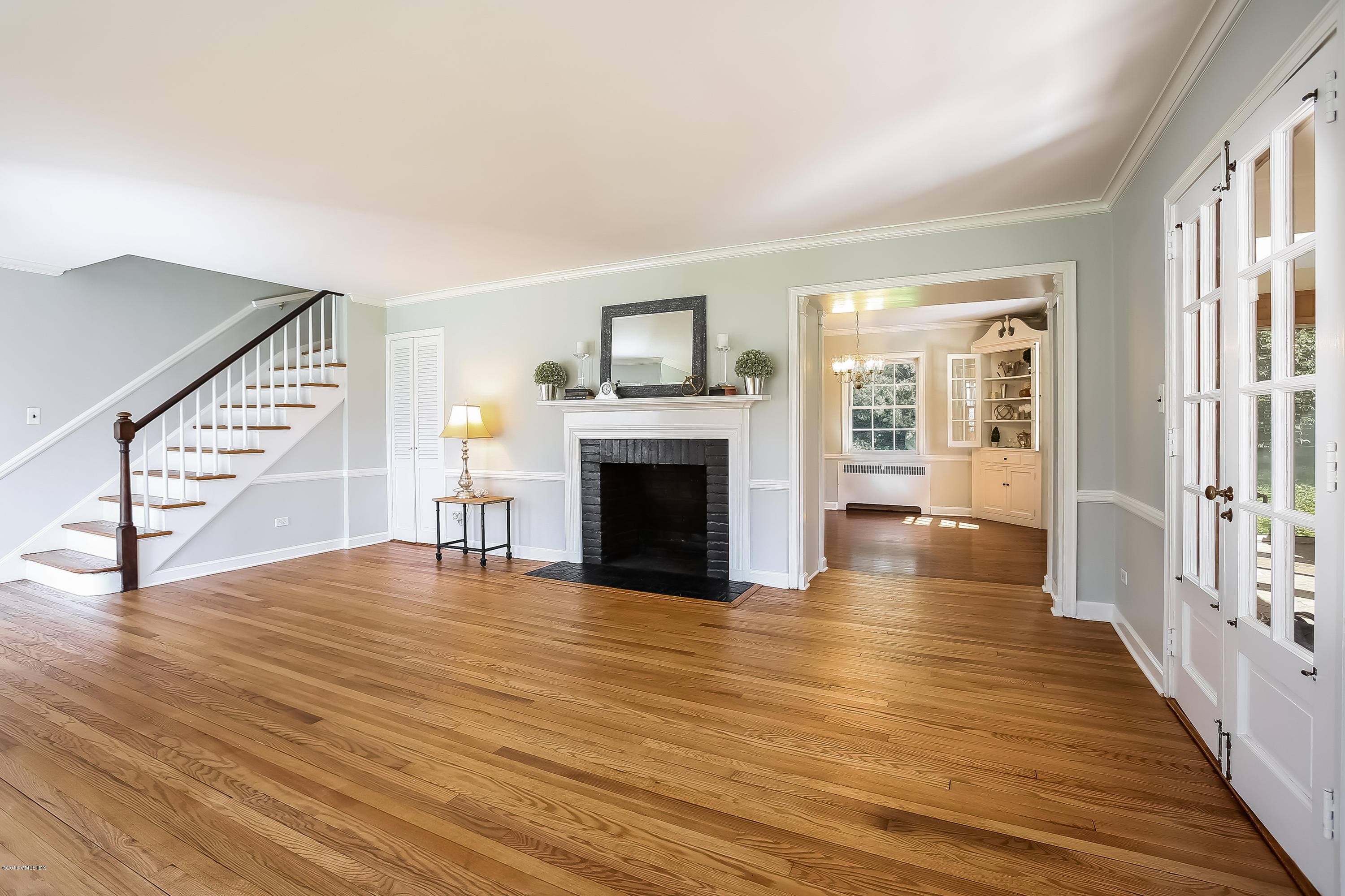 11 Hendrie Lane Riverside, CT 06878 - Photo 2 of 17 Living Room