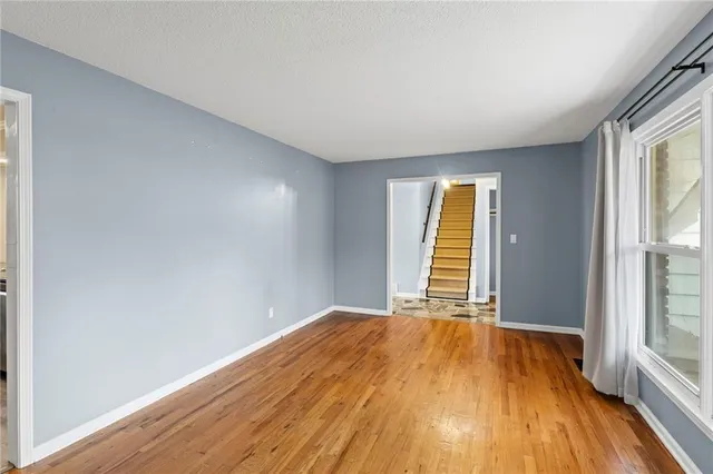 $355,000 | 602 Southwest Murray Road, Lee's Summit, MO 64081