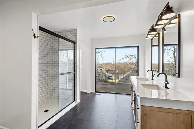 $365,000 | 602 Southwest Murray Road, Lee's Summit, MO 64081