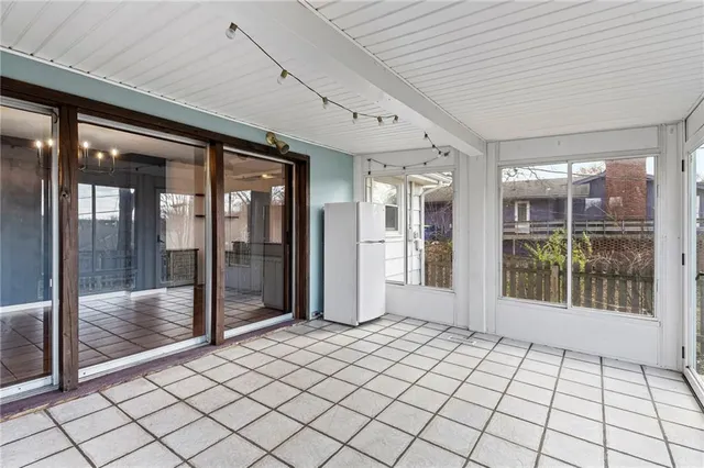 $365,000 | 602 Southwest Murray Road, Lee's Summit, MO 64081