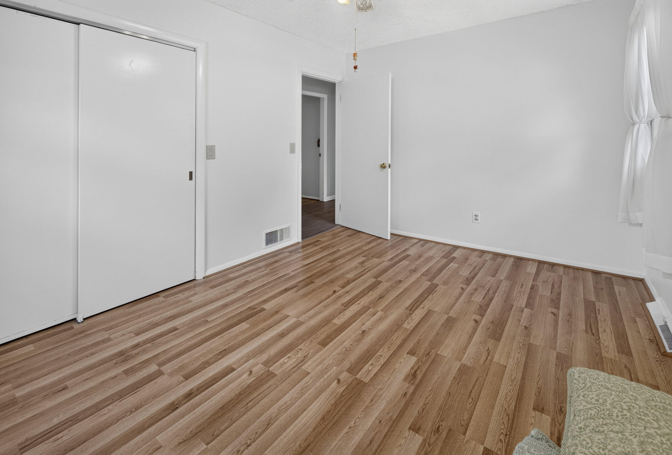 136 Grove Street Lewiston, ME 04240 - Photo 24 of 41 Interior-0086