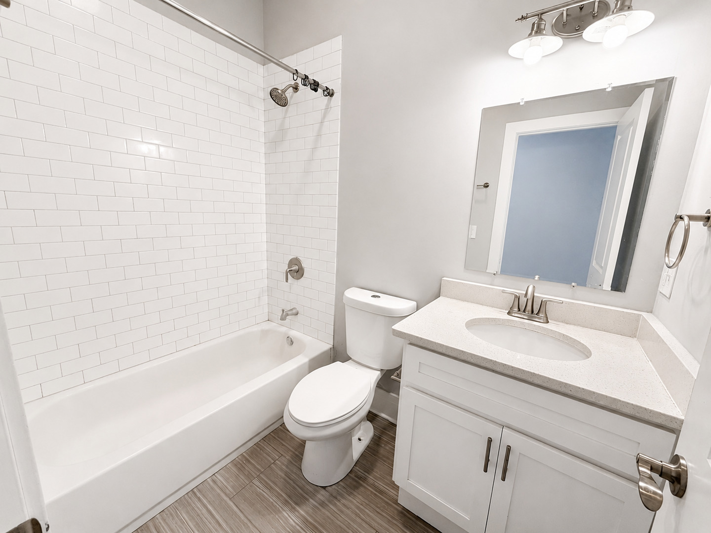1044 West 18th Street, Unit 3R Chicago, IL 60608 - Photo 7 of 10