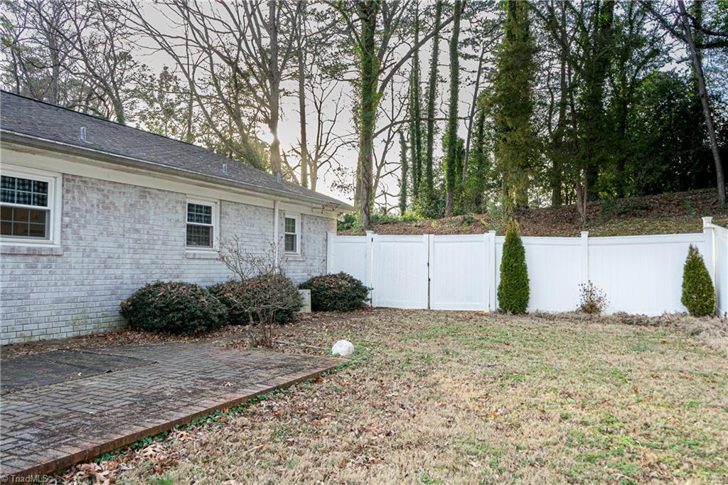 201 Partridge Lane Lexington, NC 27292 - Photo 20 of 40 Back yard
