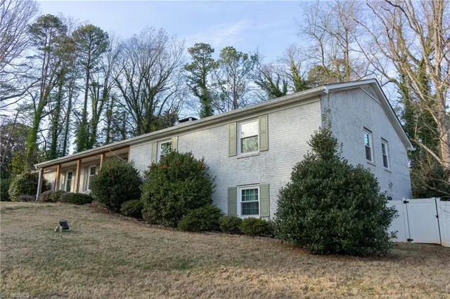 $520,000 | 201 Partridge Lane, Lexington, NC 27292