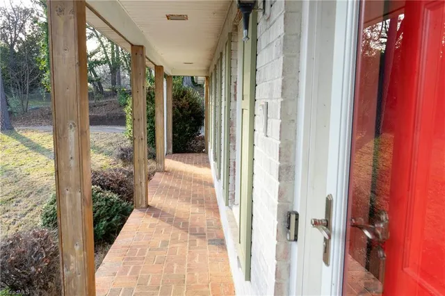 $520,000 | 201 Partridge Lane, Lexington, NC 27292