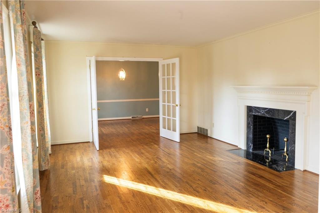 201 Partridge Lane Lexington, NC 27292 - Photo 8 of 40 Living Room