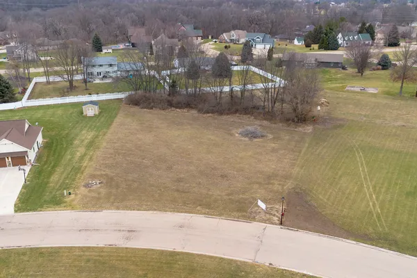 $65,000 | 800 Ann Marie Drive, Utica, IL 61373