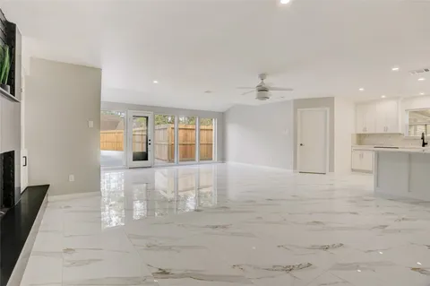 $409,990 | 6502 Cypress Point Drive, Houston, TX 77069