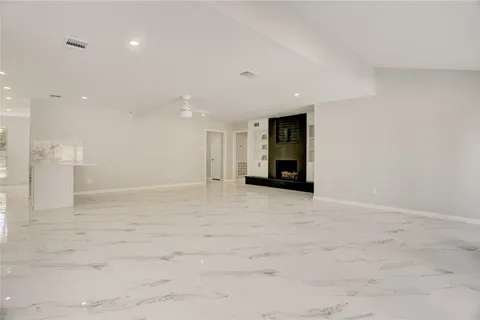 $409,990 | 6502 Cypress Point Drive, Houston, TX 77069