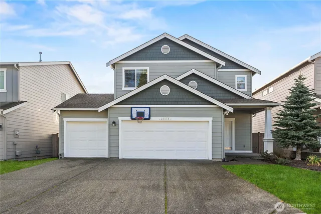 $795,000 | 26219 243rd Place Southeast, Maple Valley, WA 98038