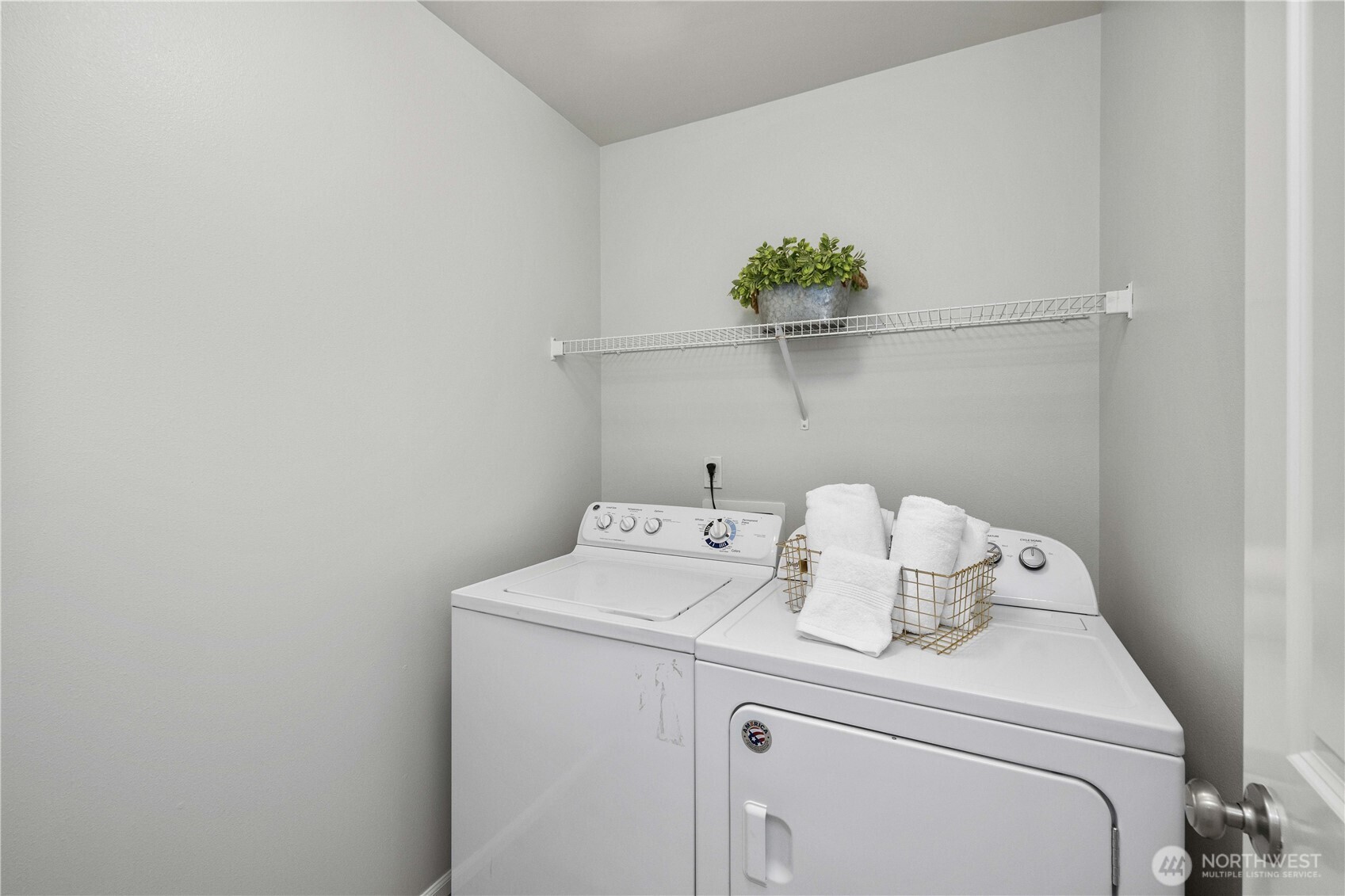 26219 243rd Place Southeast Maple Valley, WA 98038 - Photo 31 of 40 a utility room with dryer and washer