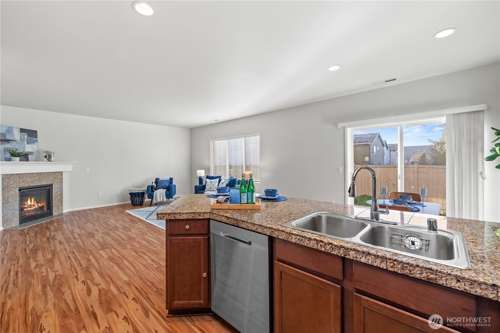 26219 243rd Place Southeast Maple Valley, WA 98038 - Photo 8 of 40