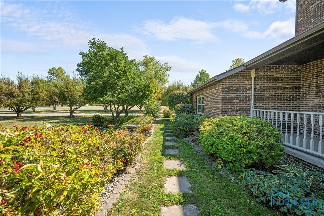 3510 Corduroy Road Oregon, OH 43616 - Photo 4 of 49 Gallery Image 4