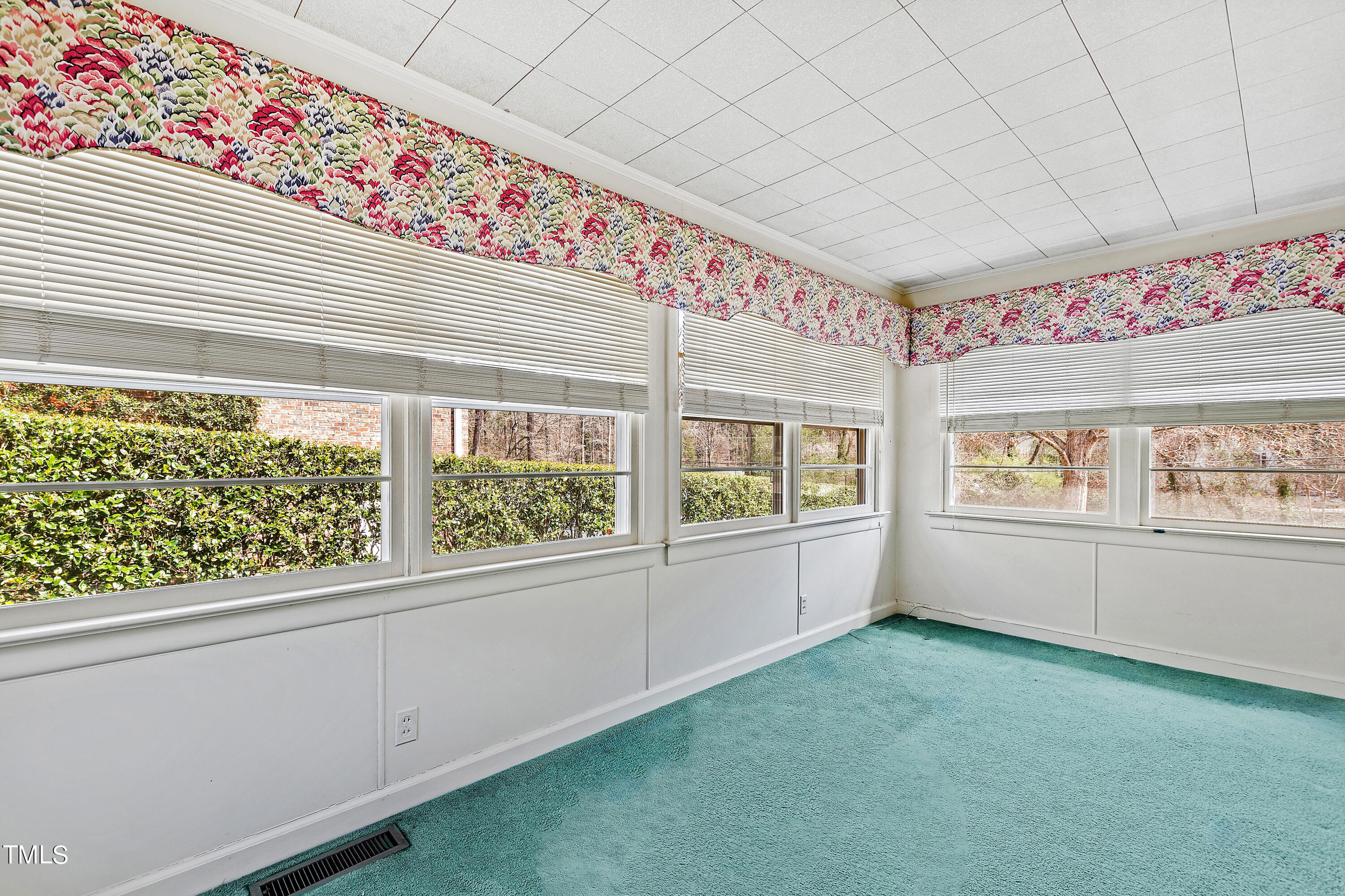 1725 Brooks Avenue Raleigh, NC 27607 - Photo 17 of 42 15 sunroom_2