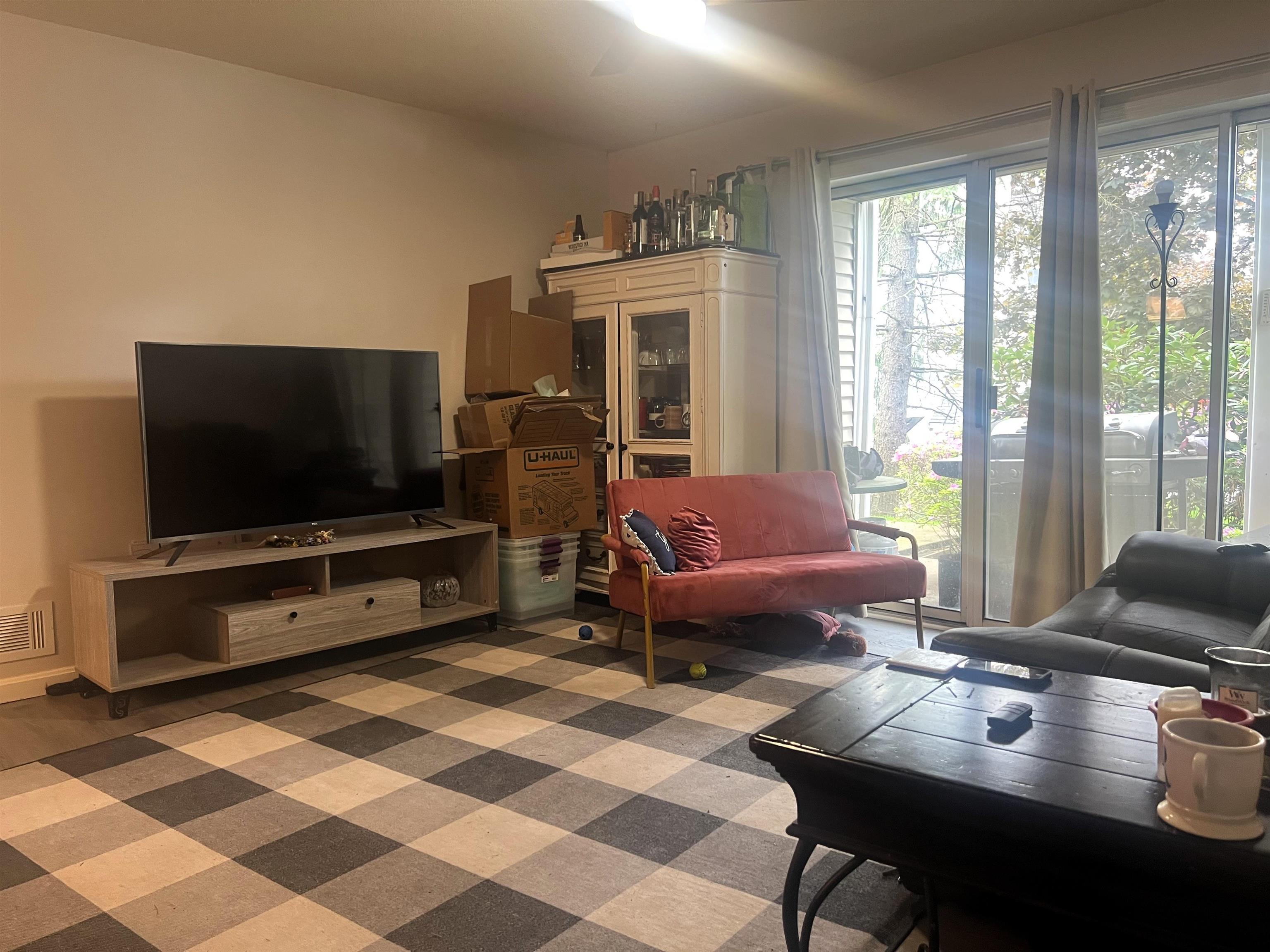 5 Bernards Road, Unit 4 Merrimack, NH 03054 - Photo 5 of 16