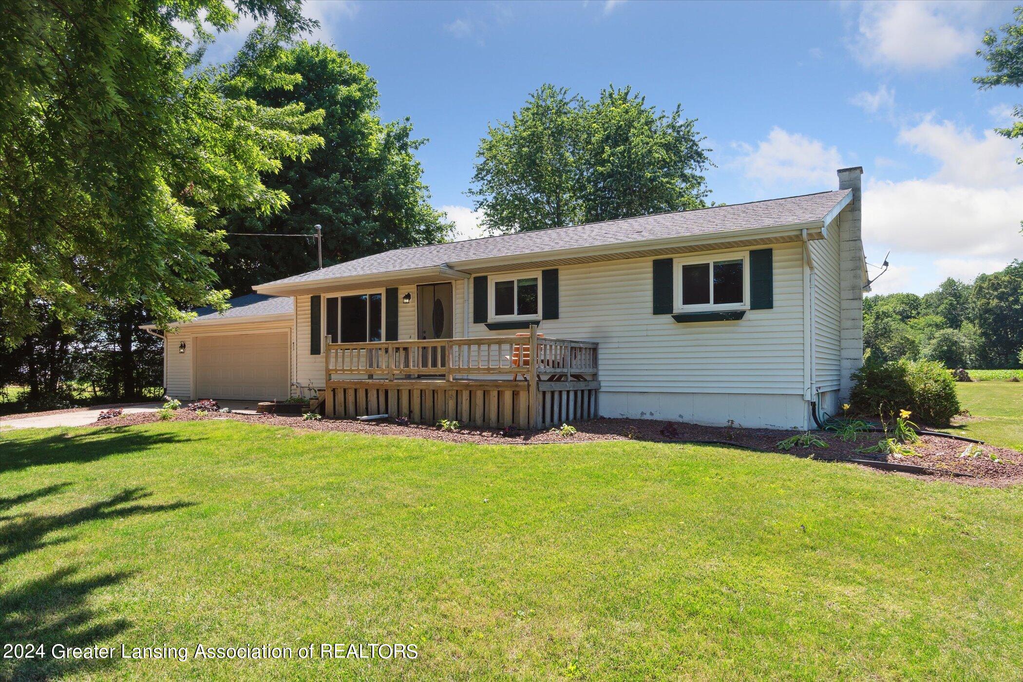 5683 North Gilson Road Elsie, MI 48831 - Photo 39 of 51 Exterior Front