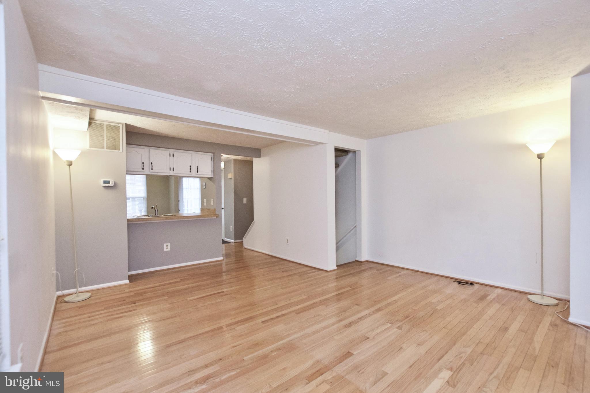 1915 Belmont Ridge Court Reston, VA 20191 - Photo 12 of 34 FAMILY ROOM AREA