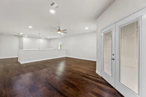 wooden floor in an empty room with wooden floor
