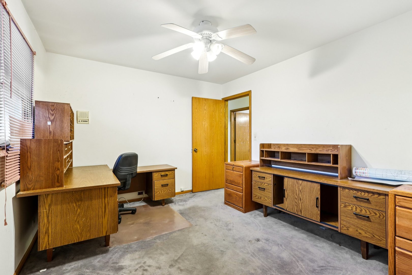 132 Tanglewood Drive Elk Grove Village, IL 60007 - Photo 24 of 42 a view of workspace with wooden floor windows