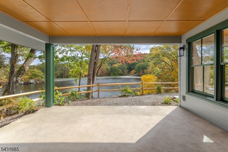 232 West Shore Road Stockholm, NJ 07460 - Photo 35 of 43