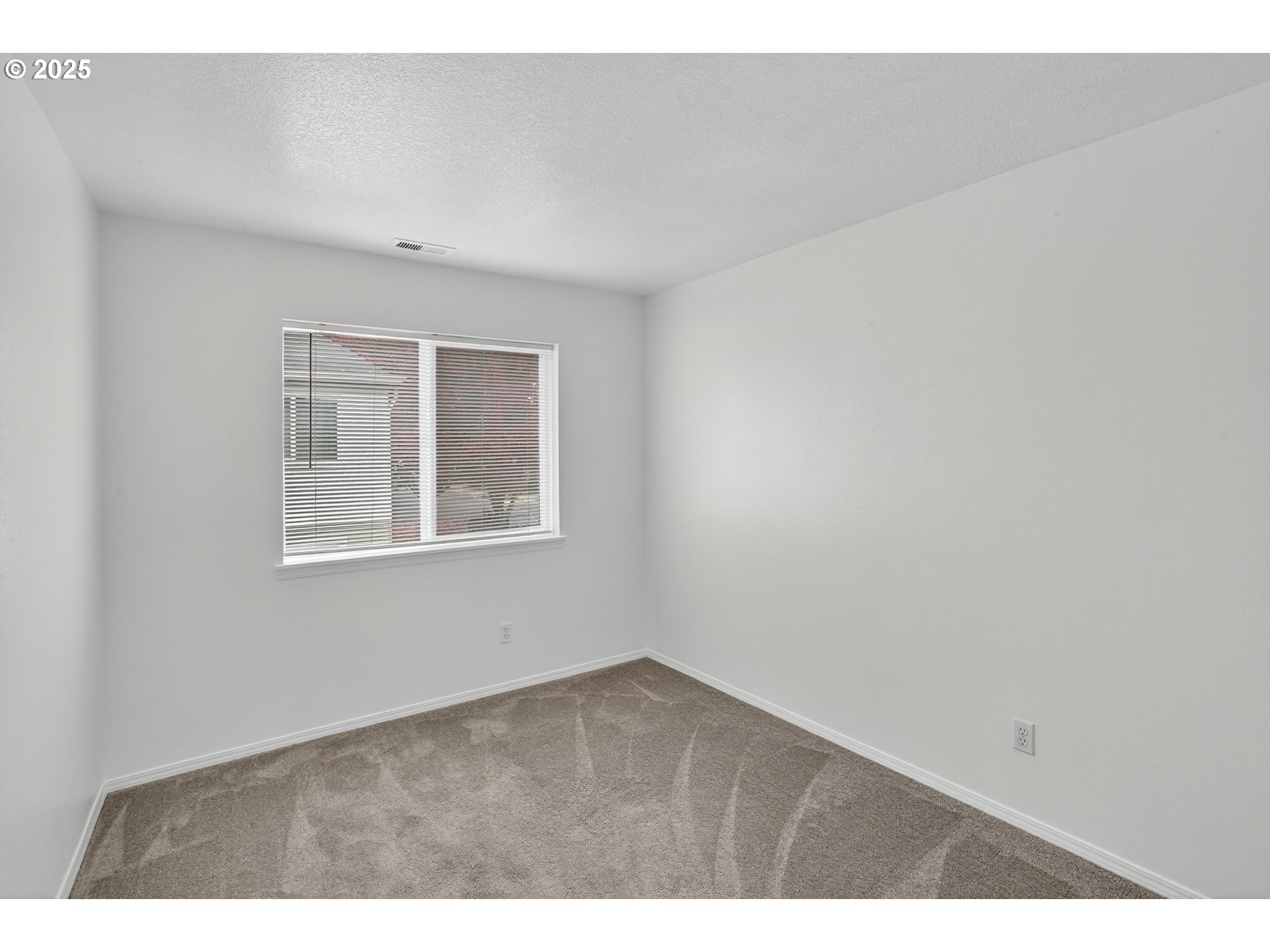 17257 Southwest Berkeley Lane Beaverton, OR 97003 - Photo 28 of 41