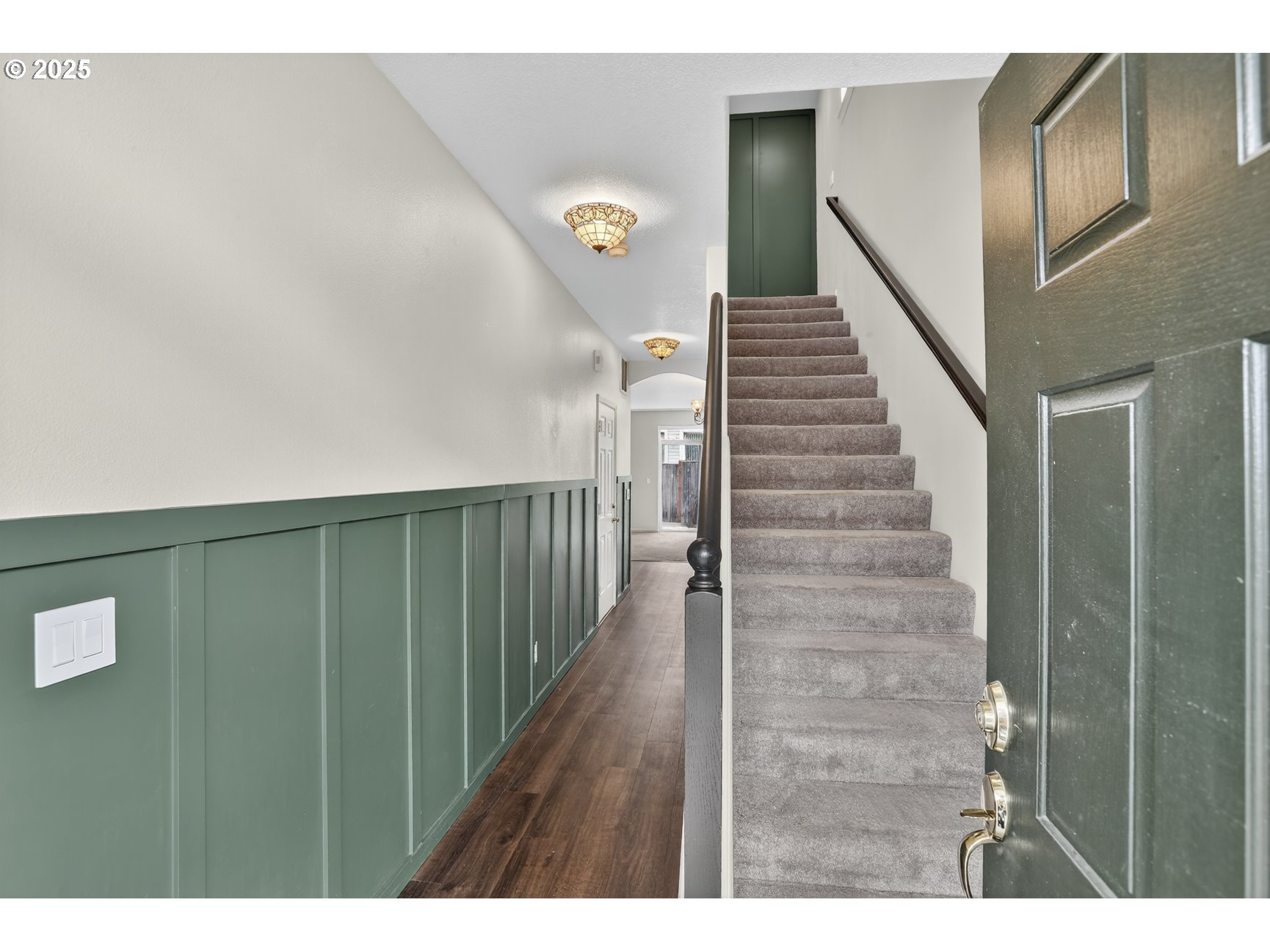 17257 Southwest Berkeley Lane Beaverton, OR 97003 - Photo 3 of 41