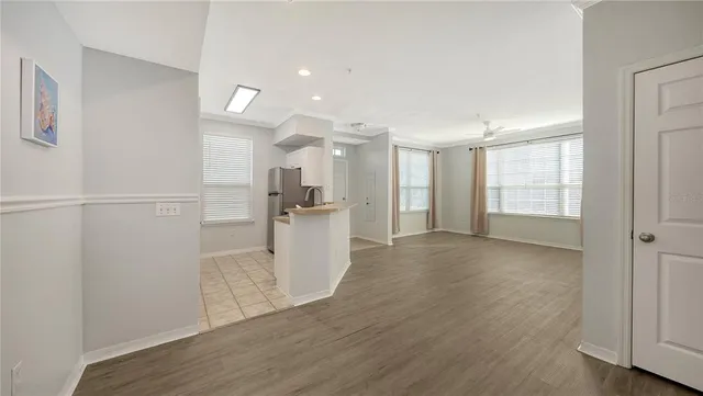 $1,900 | 5531 Rosehill Road, Unit 103, Sarasota, FL 34233