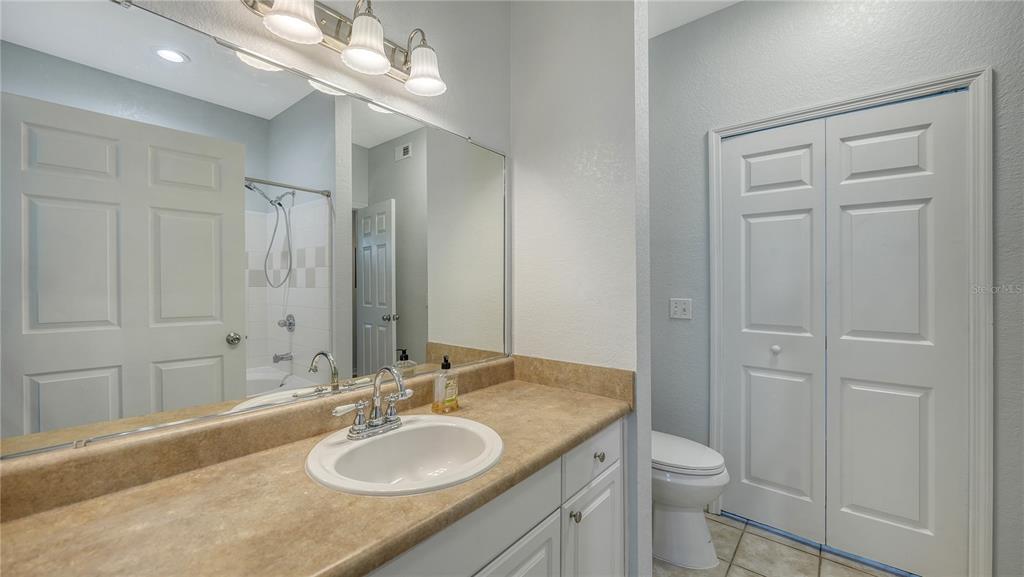 5531 Rosehill Road, Unit 103 Sarasota, FL 34233 - Photo 28 of 45
