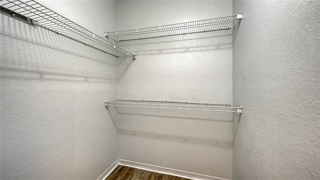 5531 Rosehill Road, Unit 103 Sarasota, FL 34233 - Photo 30 of 45