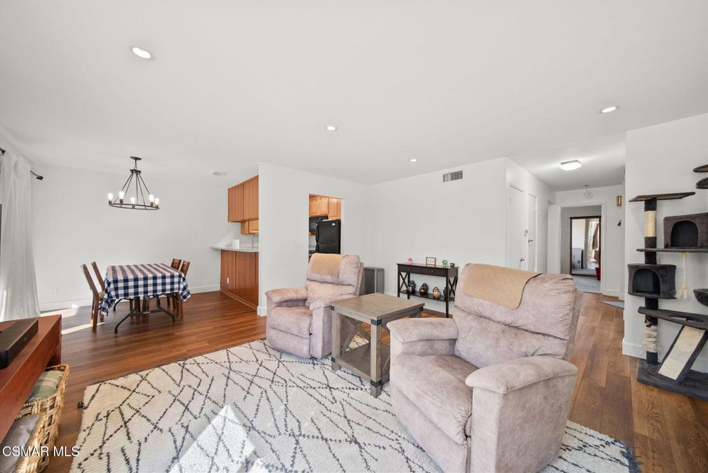 1718 Sinaloa Road, Unit 118 Simi Valley, CA 93065 - Photo 8 of 27