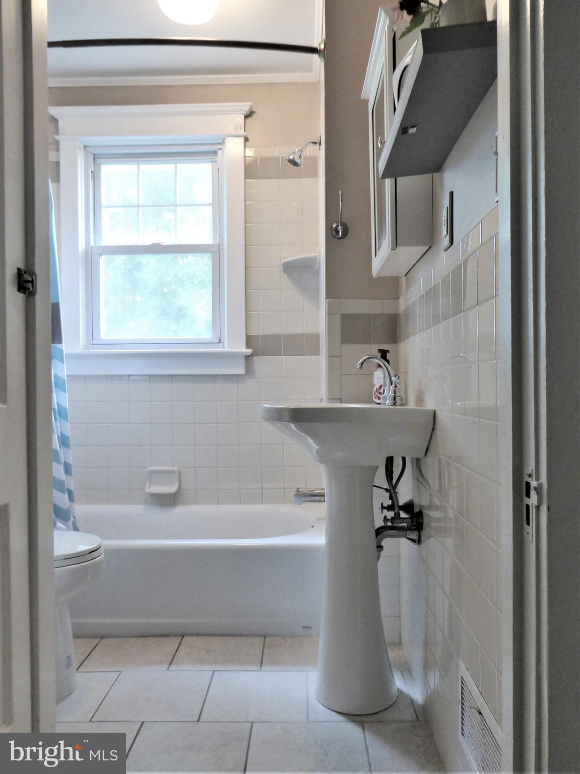 2068 Kuser Road Hamilton, NJ 08690 - Photo 18 of 31