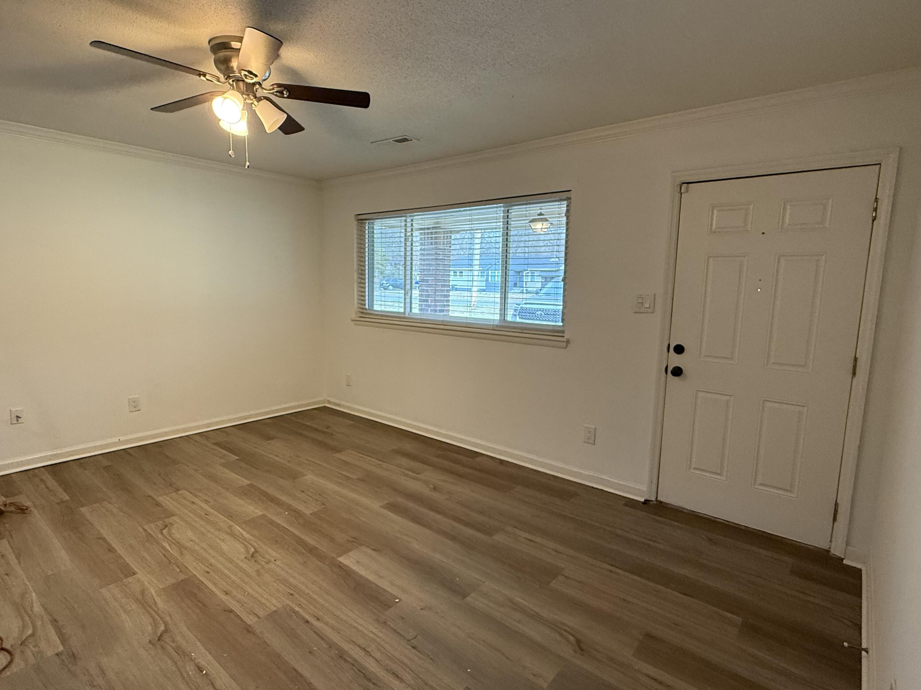 383-395 Page Road Rossville, GA 30741 - Photo 5 of 10 IMG_2268