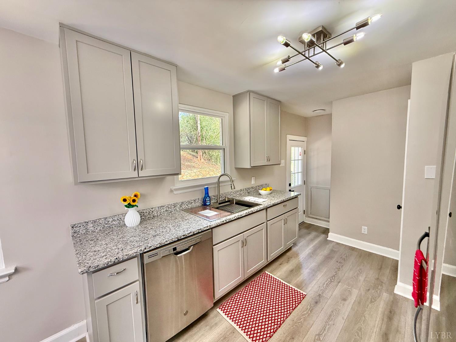 1531 Augusta Street Lynchburg, VA 24501 - Photo 14 of 39