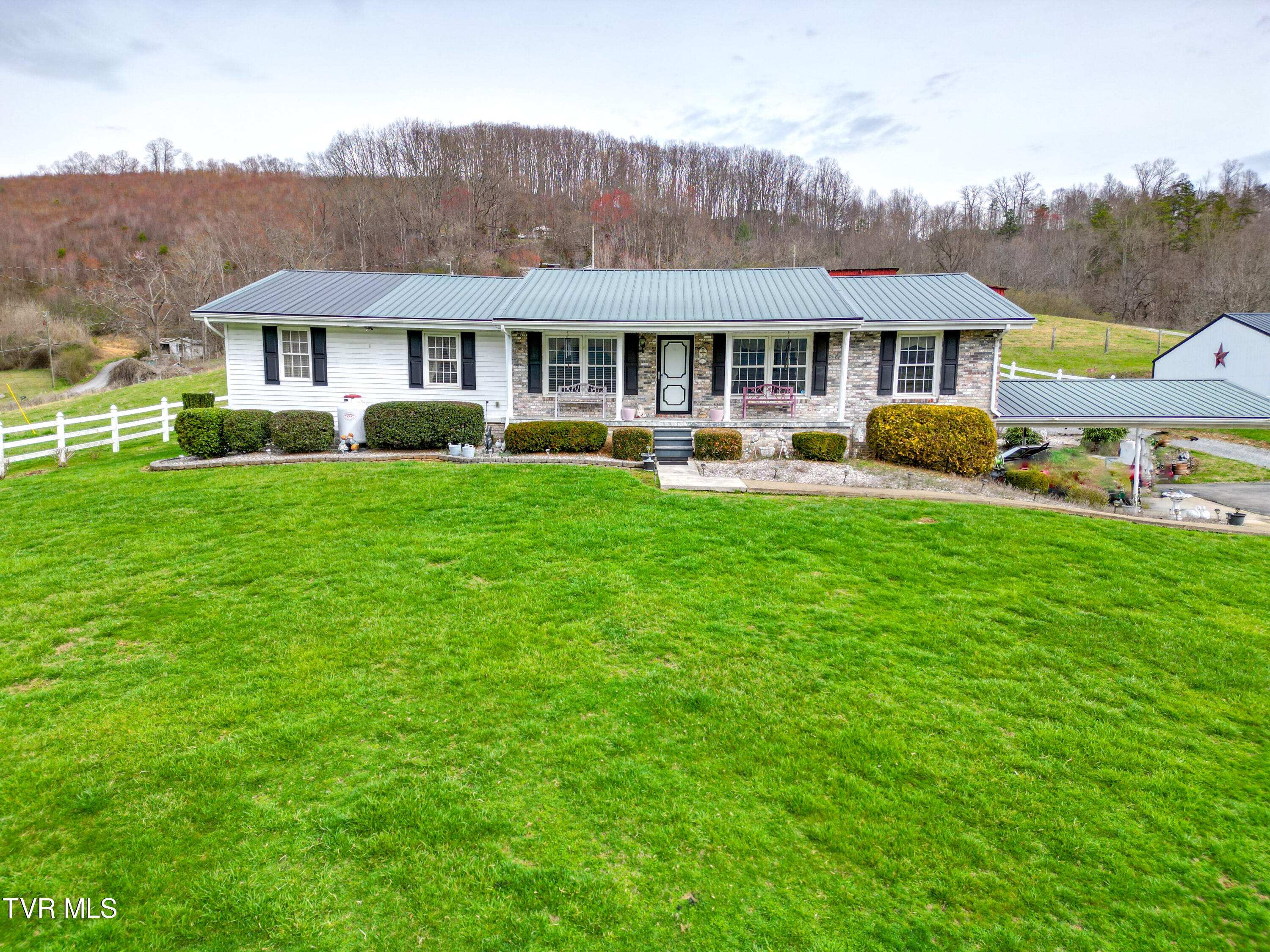 120 Harness Rd Drone -LB-19