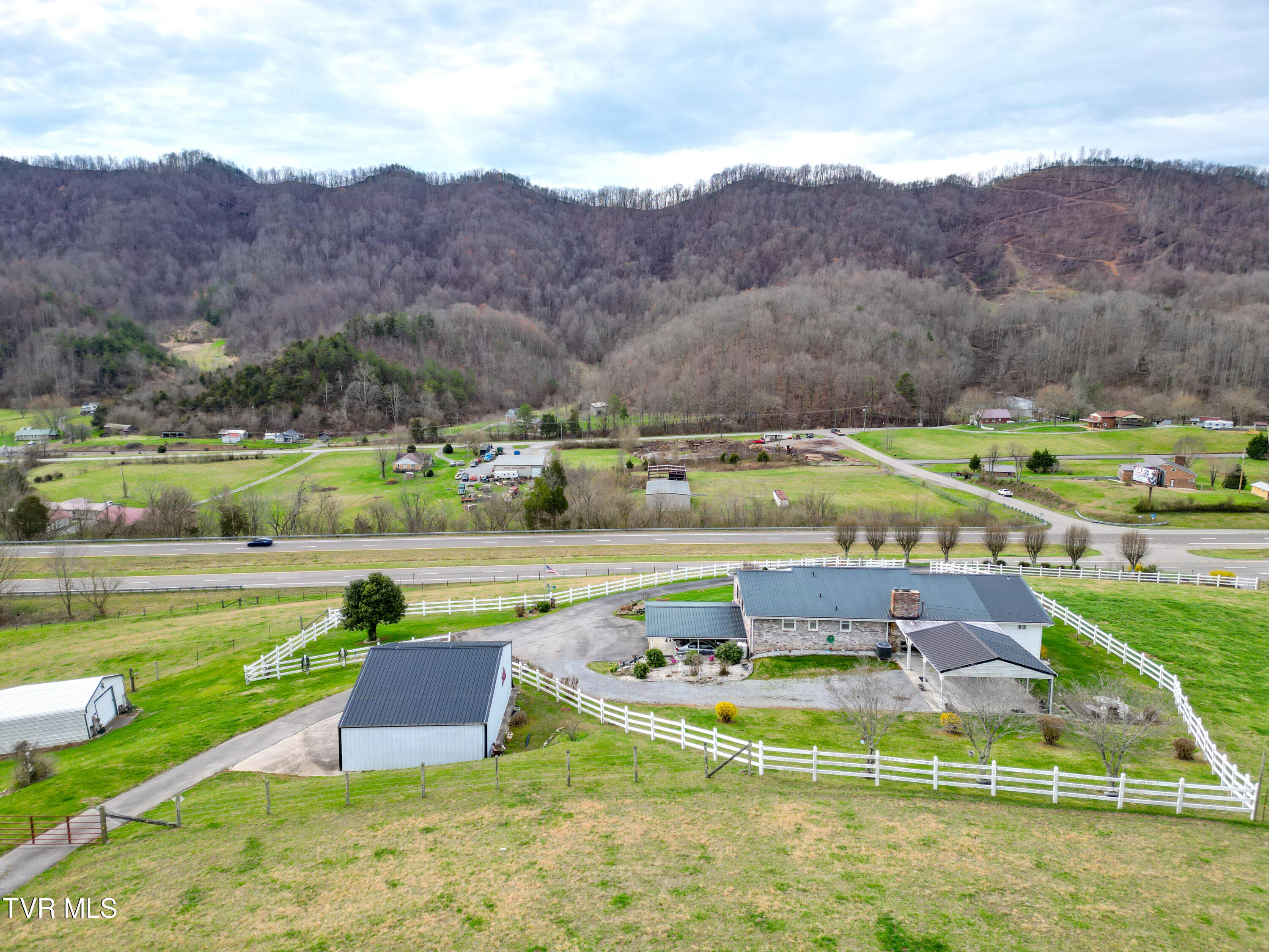 120 Harness Road Gate City, VA 24251 - Photo 61 of 71 120 Harness Rd Drone -LB-12