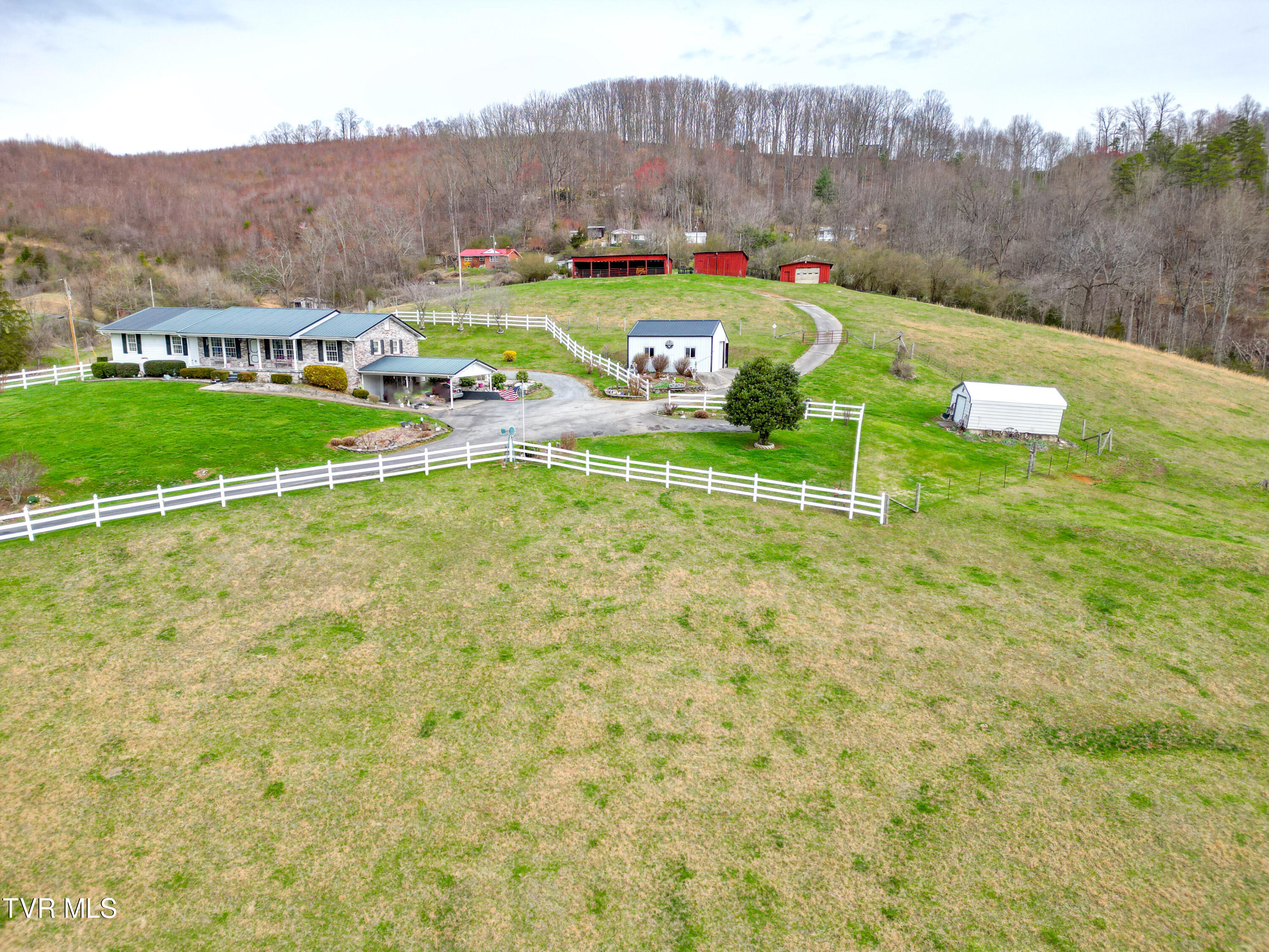 120 Harness Road Gate City, VA 24251 - Photo 64 of 71 120 Harness Rd Drone -LB-17