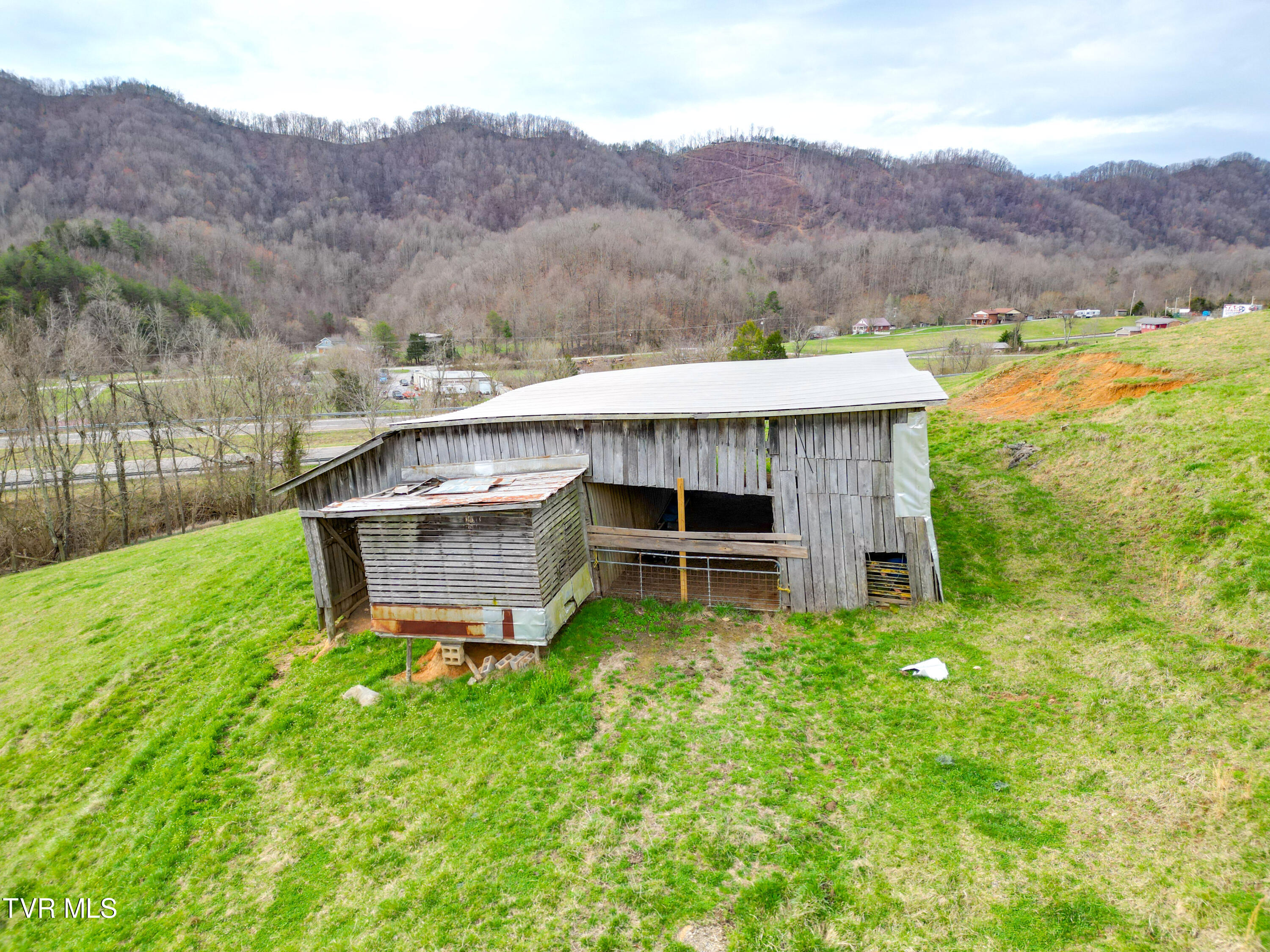 120 Harness Road Gate City, VA 24251 - Photo 68 of 71 120 Harness Rd Drone -LB-15