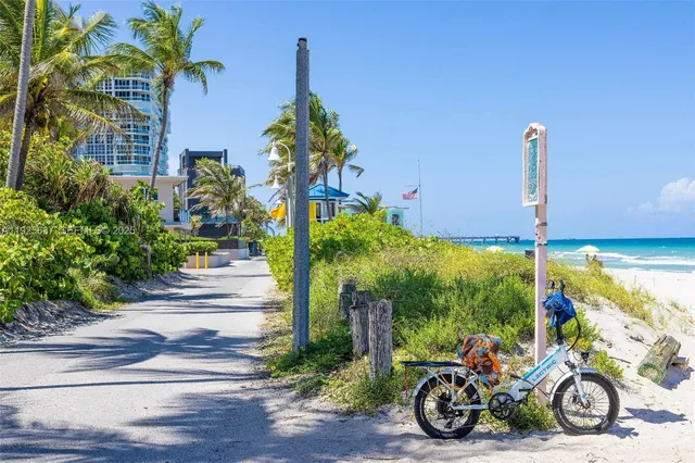 $1,600,000 | 336 Palm Street, Hollywood, FL 33019